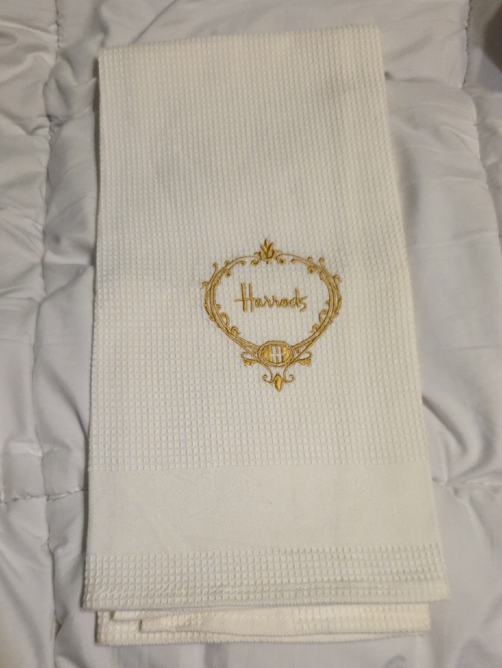 NWOT Harrods White Hand Towel with Gold Crest Embroidery